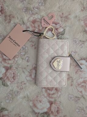 Juicy Couture Light Pink Quilted Wallet with Gold Logo Heart